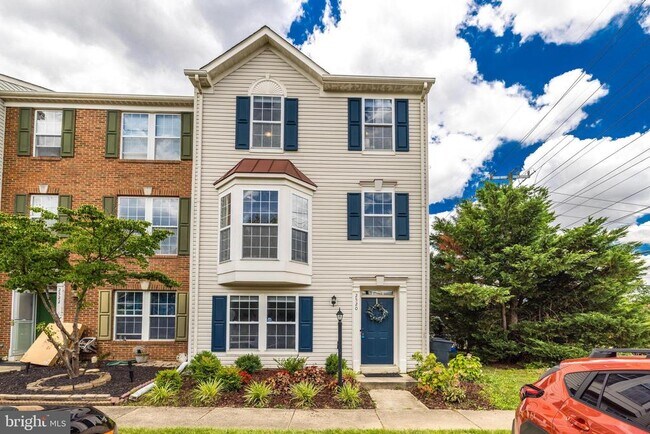 Building Photo - 2520 Banshire Dr