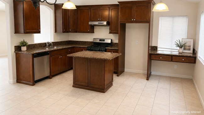 Building Photo - 4 Bedroom Home with Pool, Paid Solar & Attached 2-Car Garage