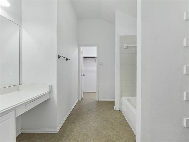 Building Photo - 517 Terrace View Dr