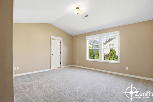 Building Photo - 4608 NE 91st Way