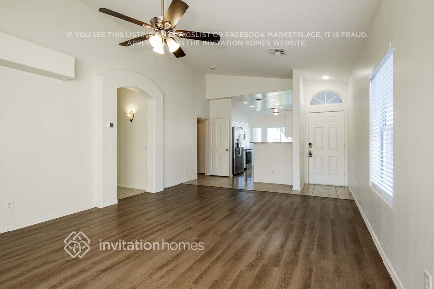 Building Photo - 15121 N 29th St