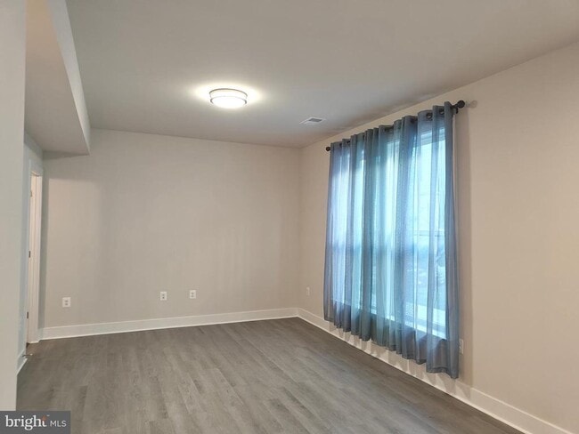 Building Photo - 2393 Liberty Lp