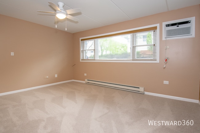 Building Photo - 9907 W 58th St