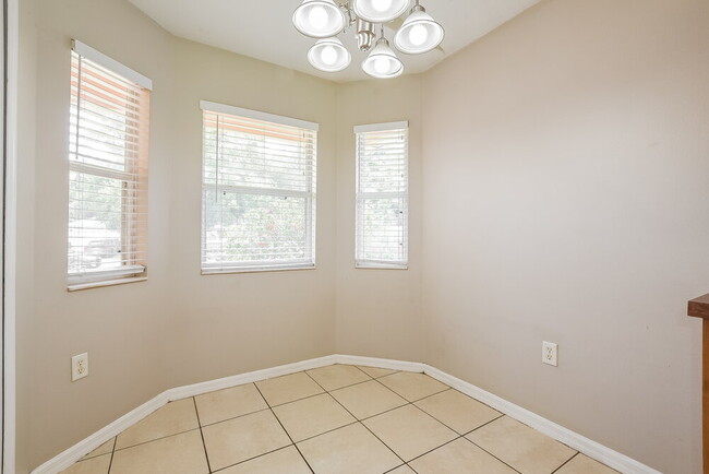 Building Photo - 4539 Cypress St