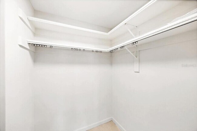 Building Photo - 4696 Pompano St
