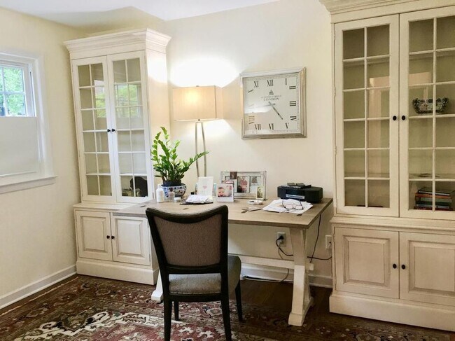 Building Photo - 88 Heritage Hill Rd