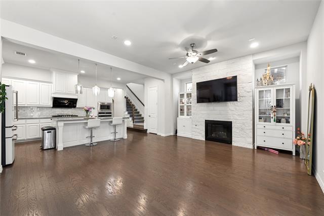 Building Photo - 7108 Royal View Dr