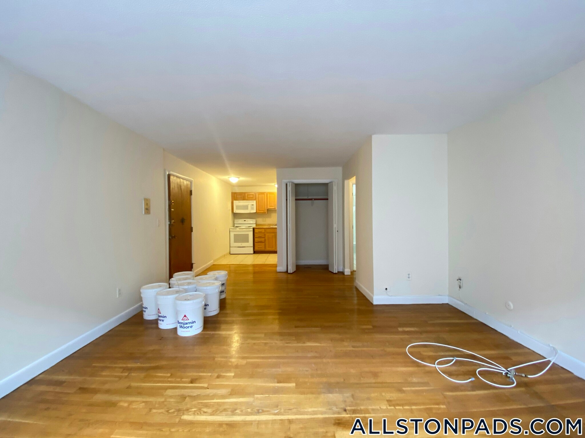 Building Photo - 90 Gardner St