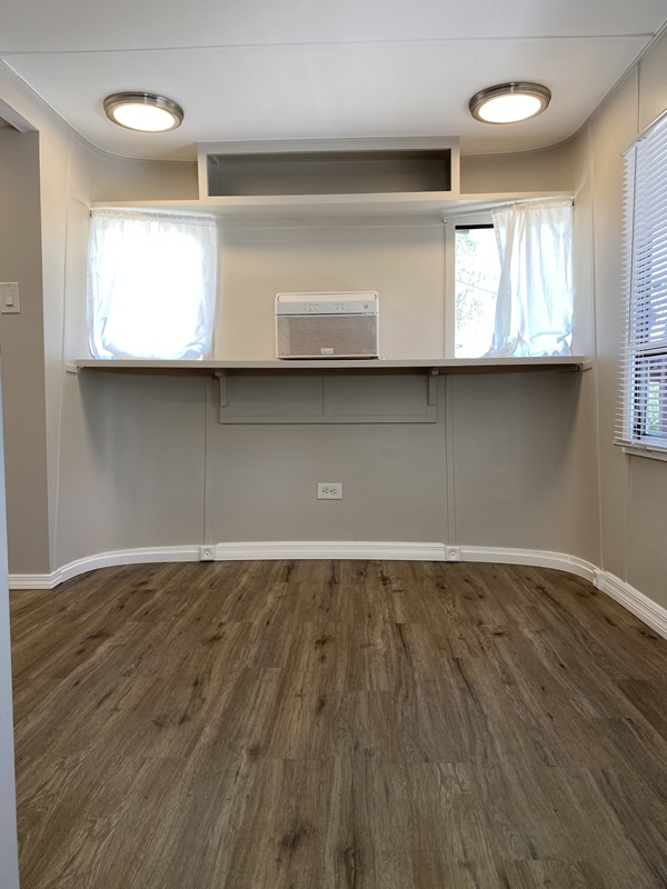 Building Photo - 33480 Beverly Dr