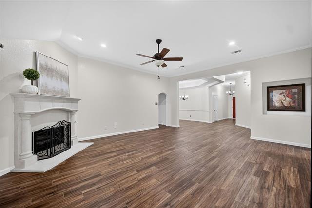 Building Photo - 313 Cave River Dr