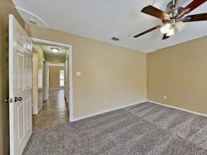 Building Photo - 6625 Basswood Dr