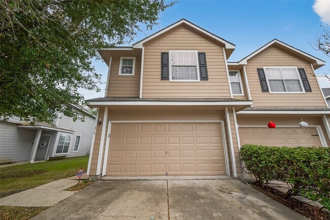 Primary Photo - 210 Drake Run Ln