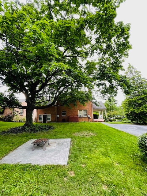 Building Photo - 514 Tennyson Ave