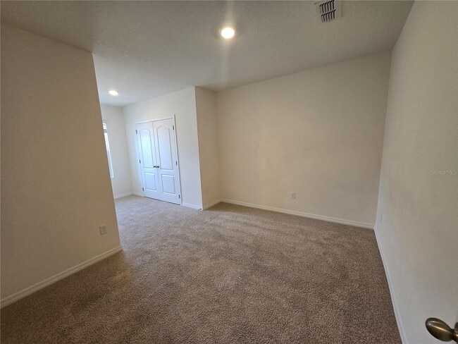 Building Photo - 1261 Yellow Finch Dr
