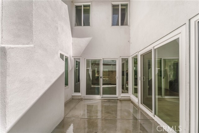 Building Photo - 6222 Wynne Ave