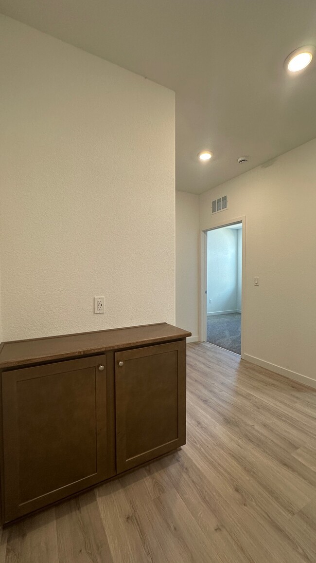 Building Photo - 4144 Gold Beam Wy
