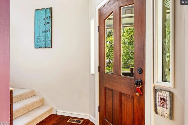 Building Photo - Beautiful & Spacious 3 Bedroom 3 Baths