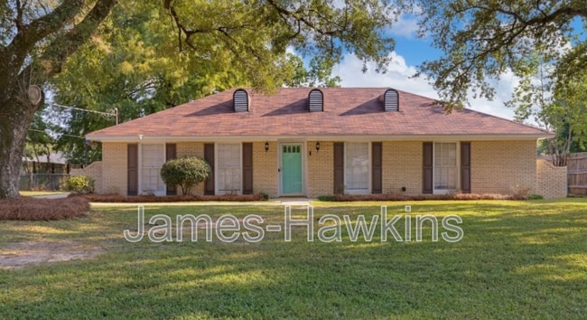 Building Photo - 1152 Woodbridge Dr