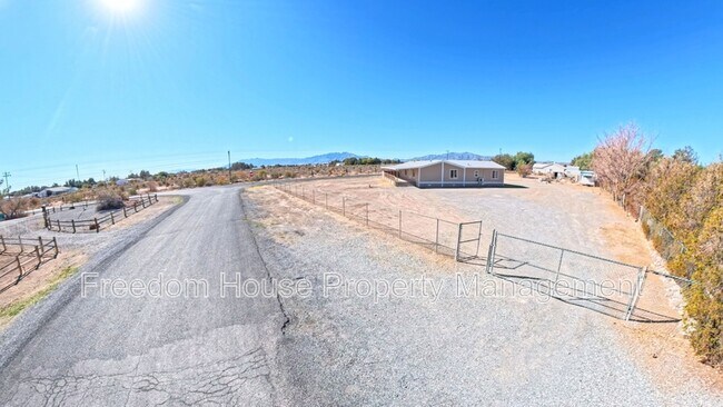 Building Photo - 1270 Landmark Ave