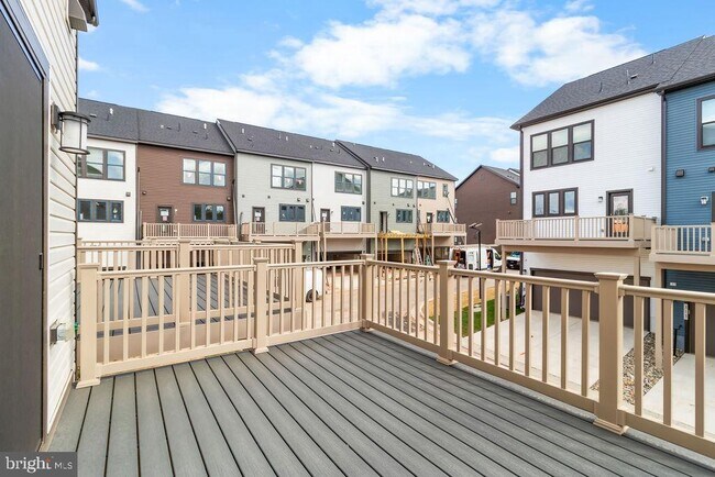 Building Photo - 314 Hazel Alder Ln