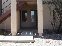 Building Photo - 455 N Tegner St