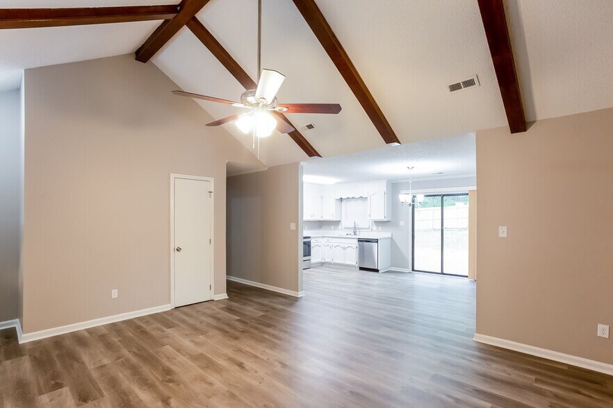 Building Photo - 7007 Golden Spike Dr