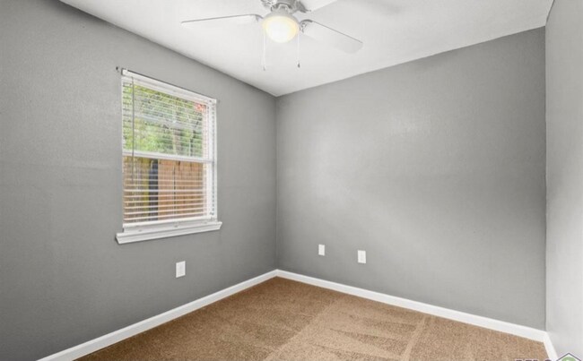 Building Photo - 1451 Outrigger Dr