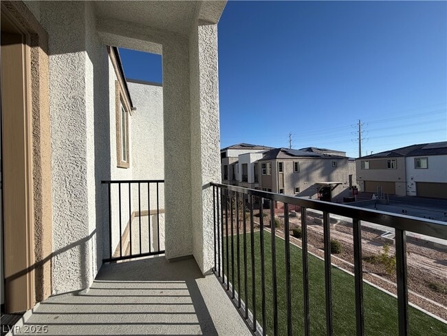 Building Photo - 5752 CRENELLATED St