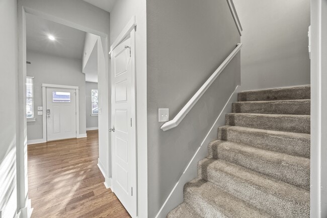 Building Photo - 2051 S Florida Way