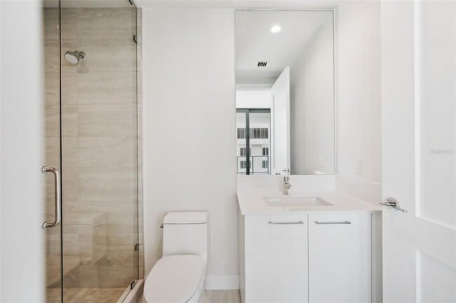 Building Photo - 301 1st St S