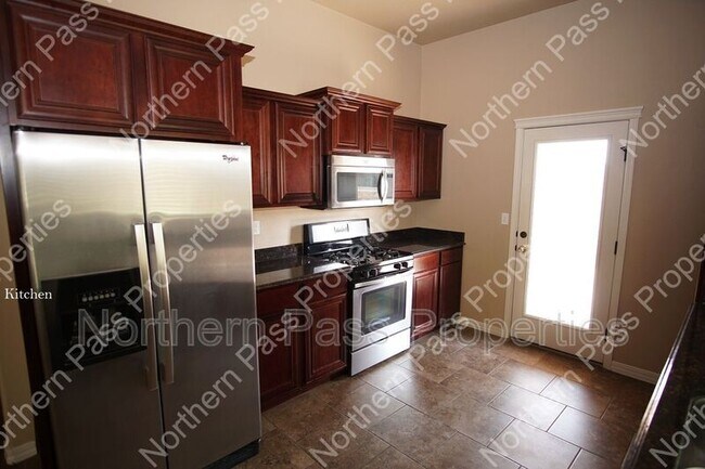 Building Photo - 3628 Grand Bahamas Dr