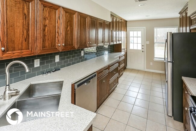 Building Photo - 501 Brazos St