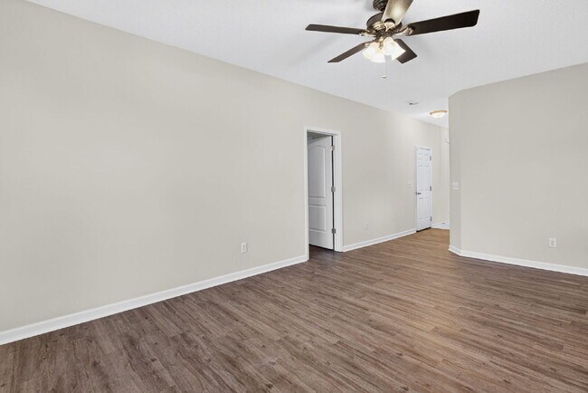 Building Photo - Available Now! Charming 3BR Ranch with 2-Car Garage Near Downtown Winston-Salem