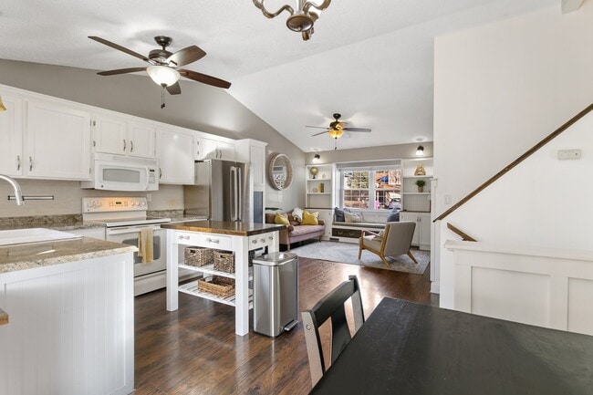 Building Photo - 7535 Churchwood Cir