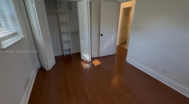 Building Photo - 801 NE 17th St