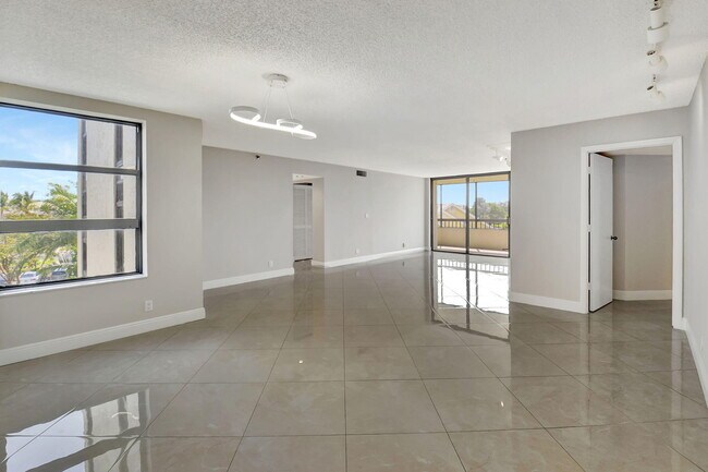 Building Photo - 6372 La Costa Dr