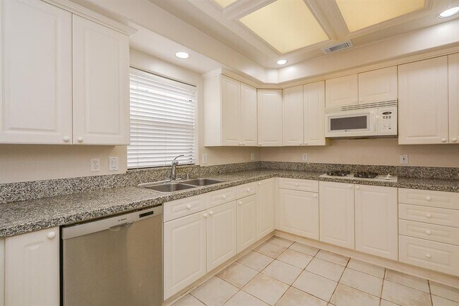 Building Photo - 2422 Dorrington St