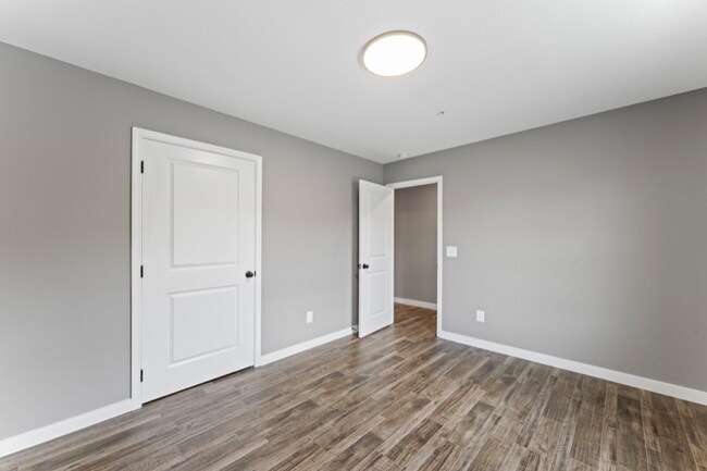 Building Photo - 129 Dixon Dr