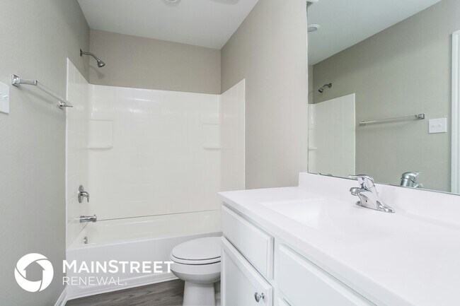 Building Photo - 26420 Richter Dr