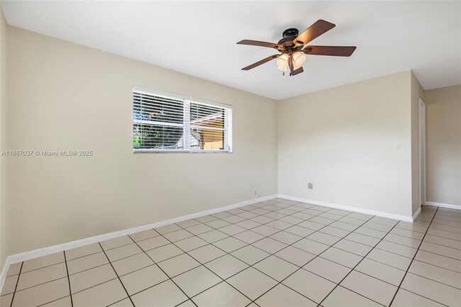Building Photo - 5070 Ponderosa Ln