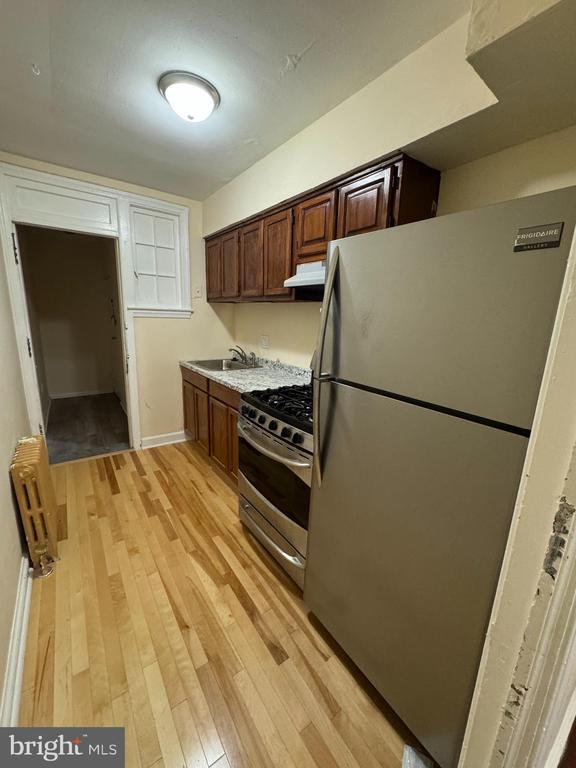 Primary Photo - 2326 25th St SE