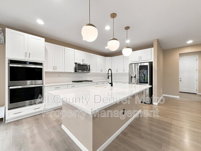 Building Photo - 9395 Antero St