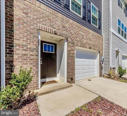 Building Photo - 247 Drexel Ct