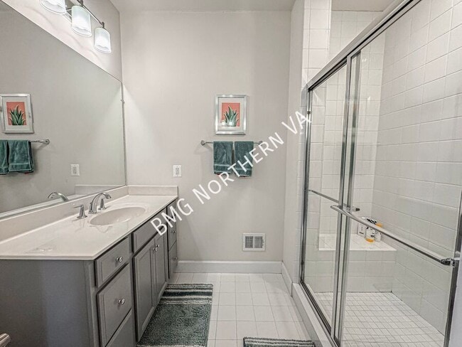Building Photo - 10336 Ratcliffe Trl
