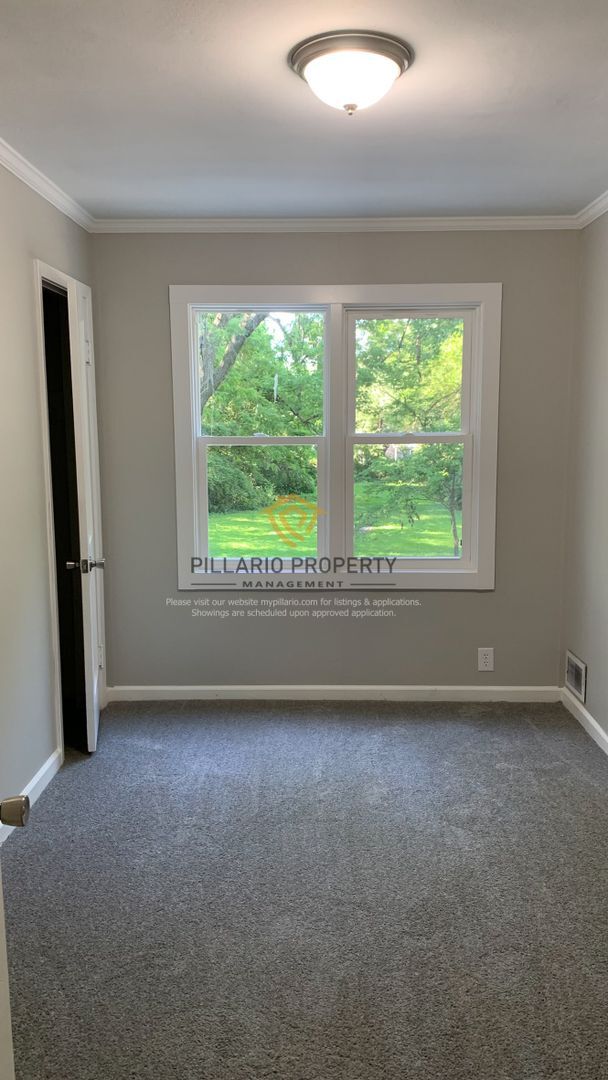 Building Photo - Newly Updated, 4 Bedroom  2 Bathroom Home ...