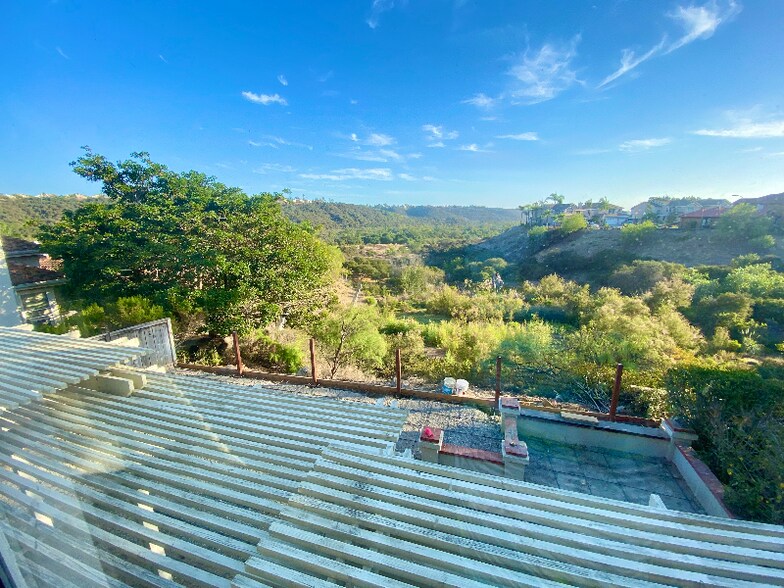 Building Photo - 12160 Dormouse Rd