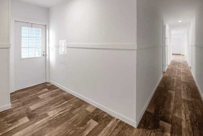 Building Photo - 1455 Whispering Pnes Lp