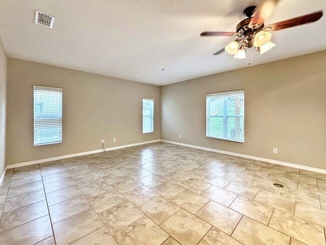 Building Photo - 34408 Alicante Ct