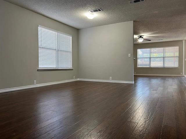 Building Photo - 2404 Texoma Dr
