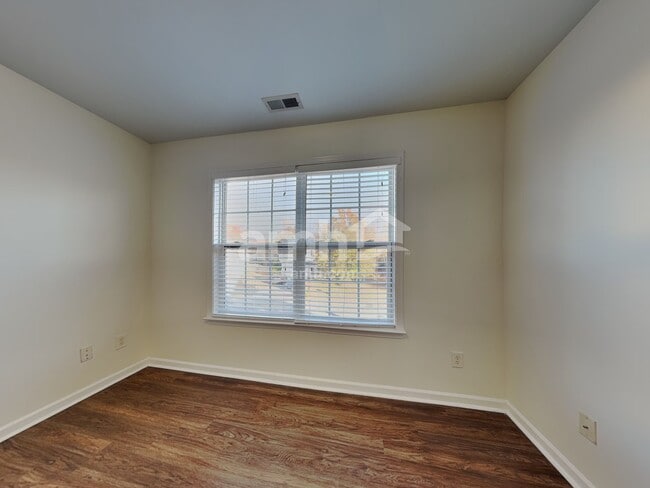 Building Photo - 5030 Stowe Derby Dr